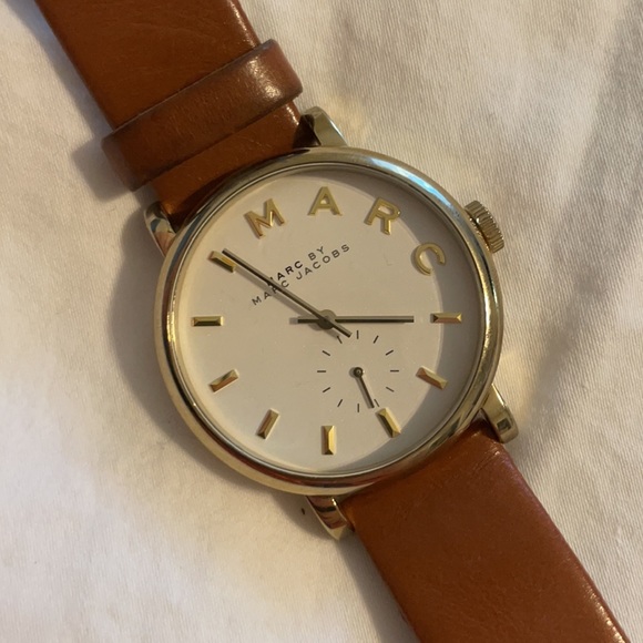 Marc Jacobs leather watch